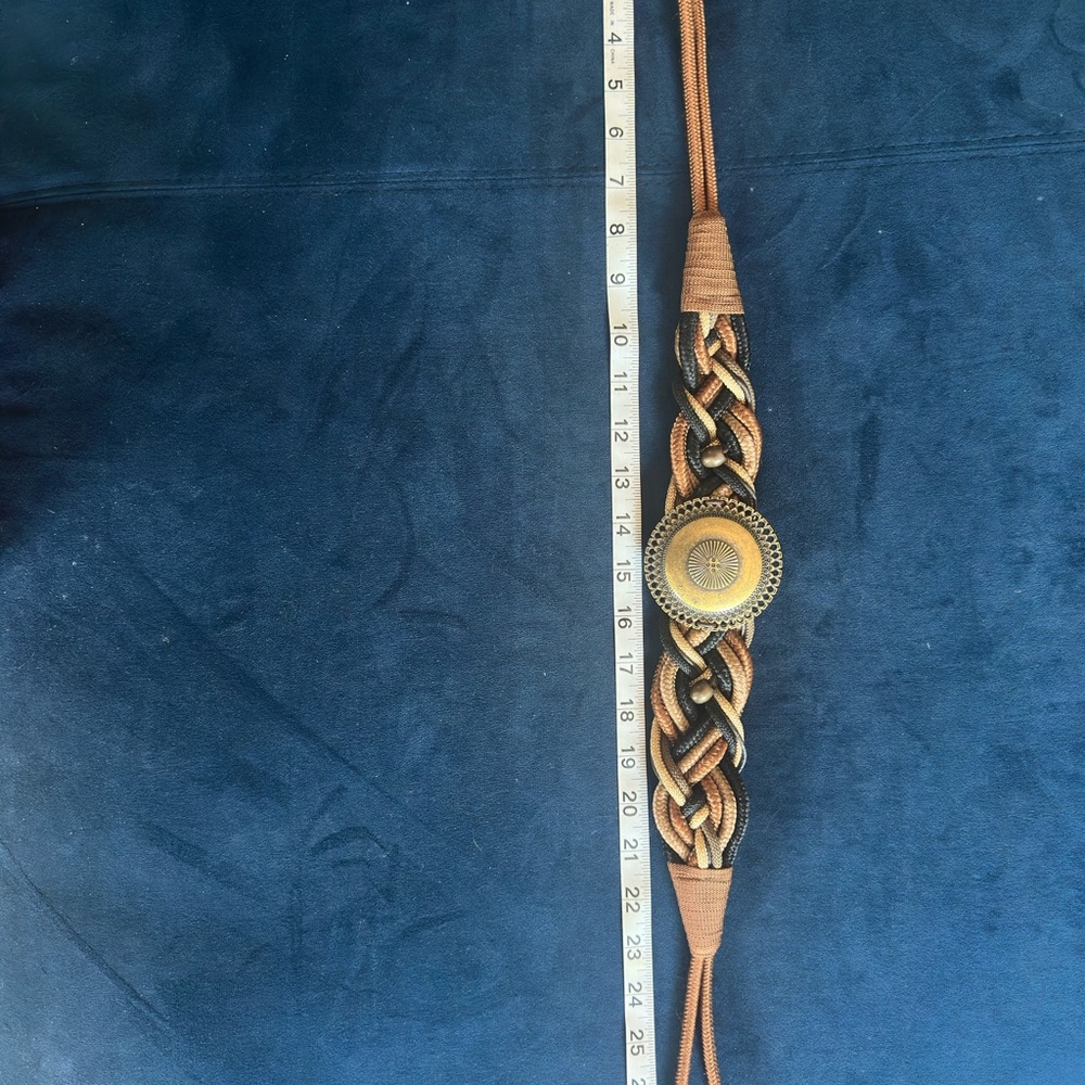 Stylish Woven Belt with Decorative Buckle